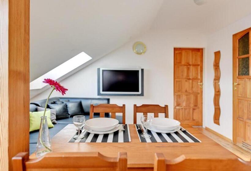 חדר סטנדרט לארבעה, Nice Rooms   Pokoje Gościnne