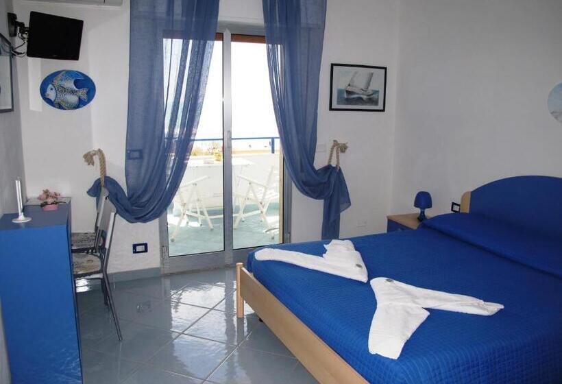 اتاق استاندارد با بالکن, Miramare