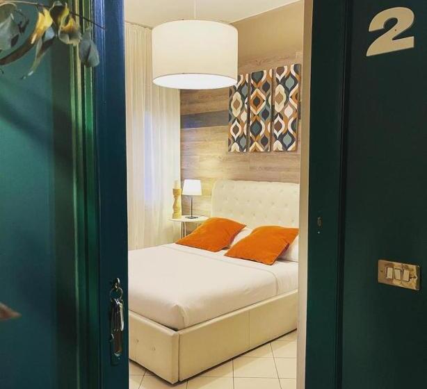 Camera Standard, Central Suite Bed&breakfast