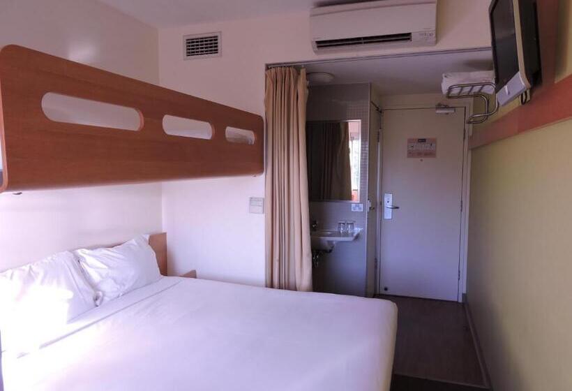 Номер Стандарт Трехместный, Ibis Budget Sydney Olympic Park
