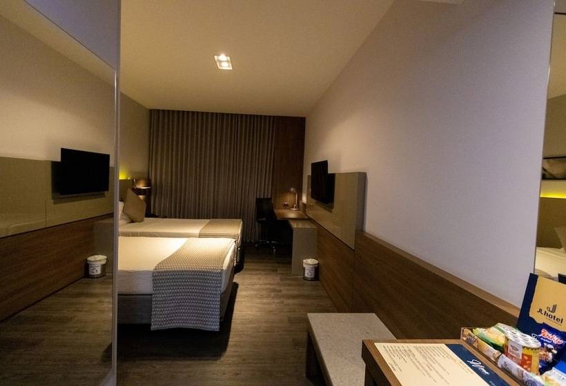 Номер Superior, Jl Hotel By Bourbon