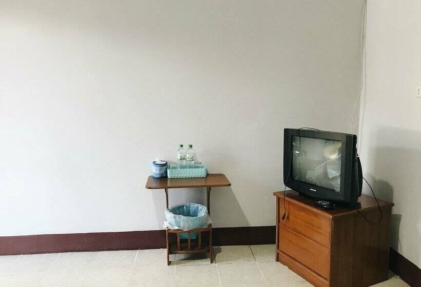 Номер Стандарт, Baan Nuk Anong
