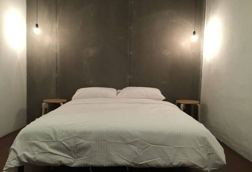 Номер Стандарт Совместная Ванная, The Frame Guesthouse   Hostel
