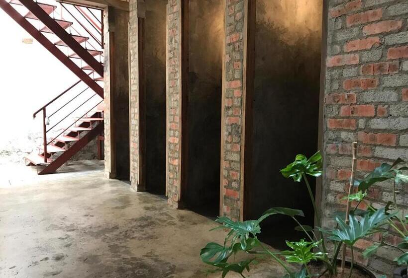 Номер Стандарт Совместная Ванная, The Frame Guesthouse   Hostel