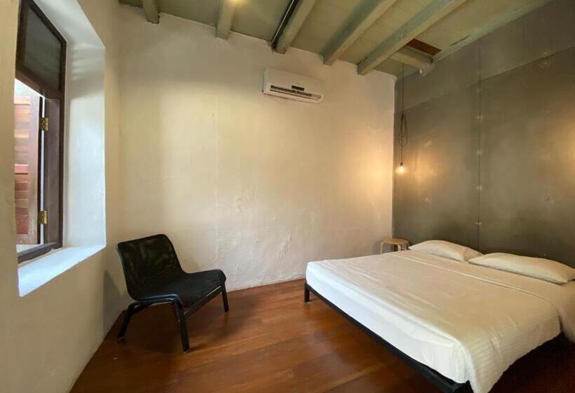 Номер Стандарт Совместная Ванная, The Frame Guesthouse   Hostel