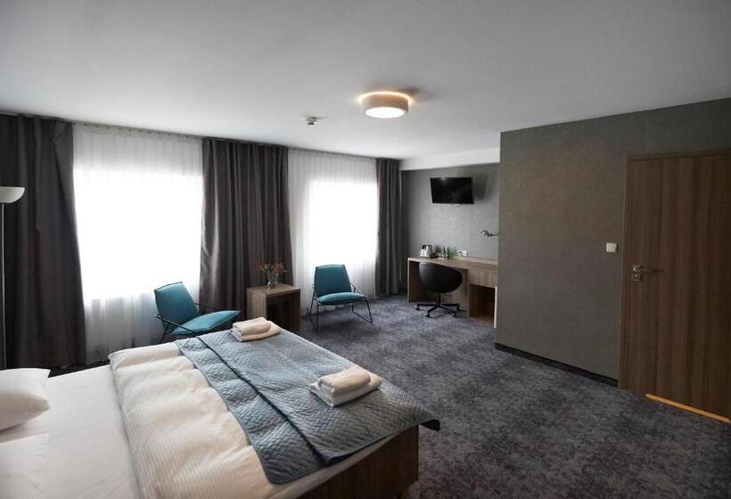 Номер Deluxe, Porto