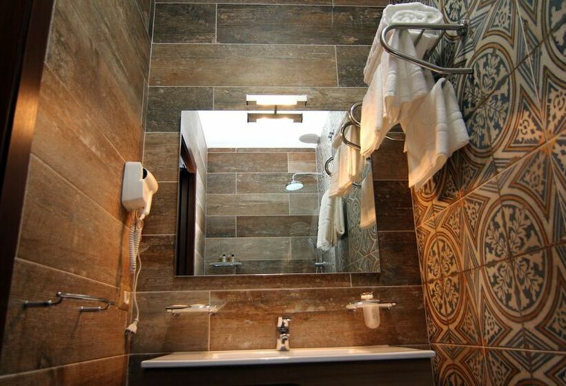 1 Bedroom Comfort Apartment, Boutique Restaurant Gloria