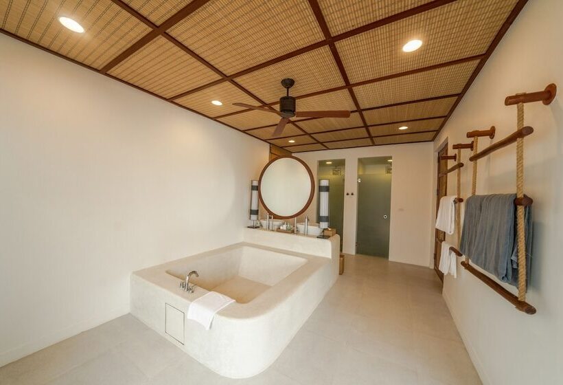 침실 2개 빌라 바다 전망, The Royal Sands Koh Rong