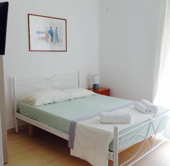 غرفة قياسية رباعية, Eléa Guesthouse Himare