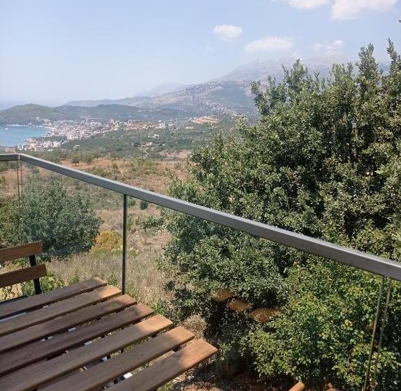 Номер Deluxe с Балконом, Eléa Guesthouse Himare
