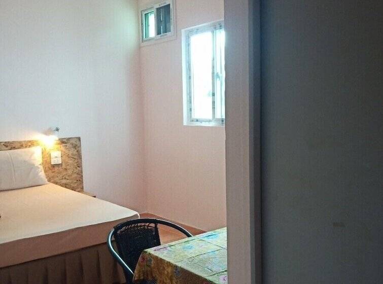 اتاق استاندارد, Decho Hostel