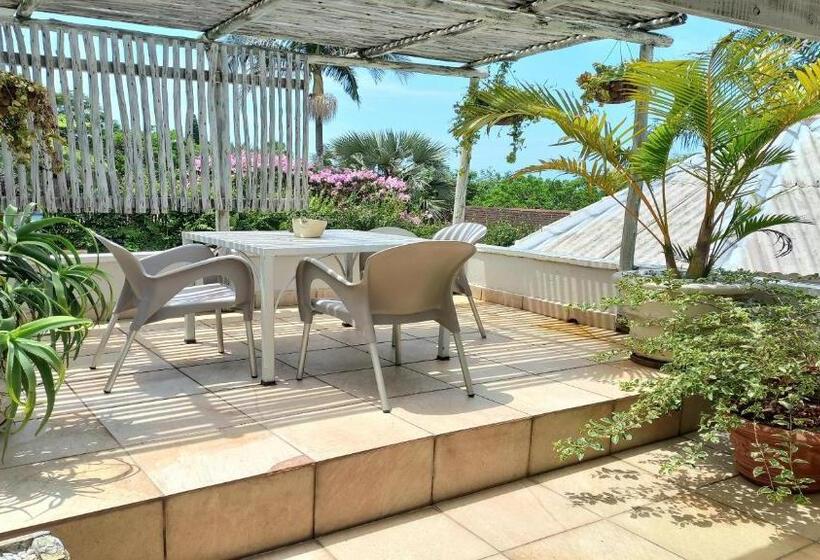 جناح عائلي, Villa Roc Guesthouse   Solar Power