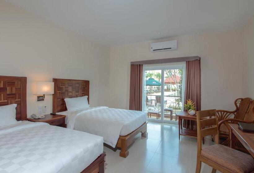 Номер Deluxe с Балконом, Sokha Palace Siem Reap