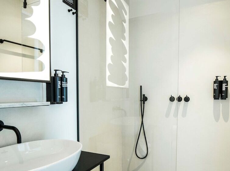 스탠다드 트리플 룸, Conscious Hotel Westerpark