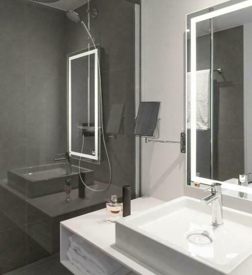 Номер Superior, Novotel Charleroi Centre