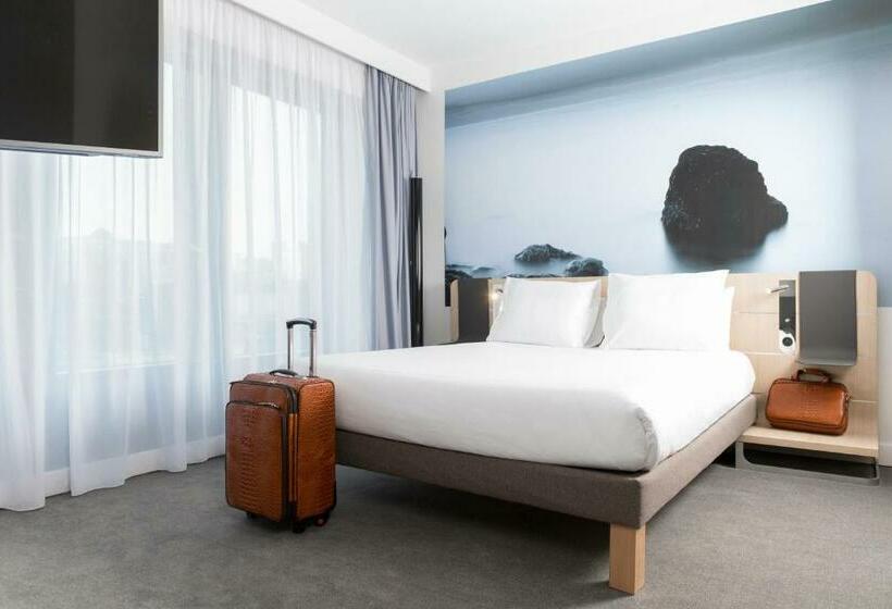 Номер Executive, Novotel Charleroi Centre