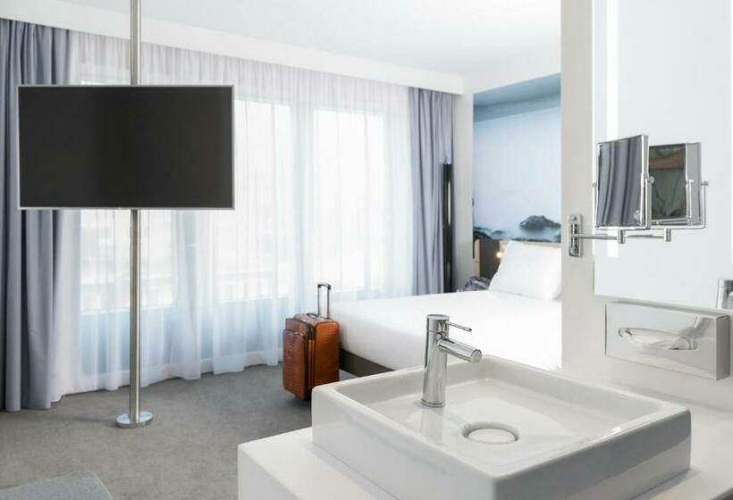 سوییت سوپریور, Novotel Charleroi Centre