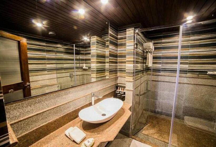 디럭스 스위트, Elixir Hills Suites Resort And Spa
