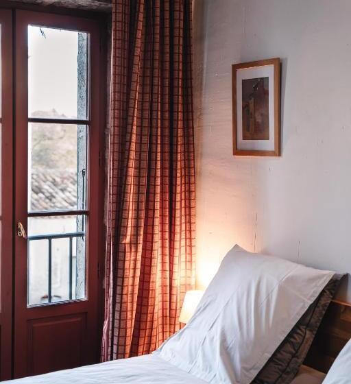Семейный Номер, Domaine De Pelican