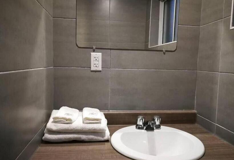 Номер Стандарт, Motel Chez Nous