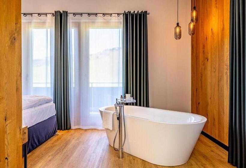 带阳台套房, Boutique Hotel Pellas