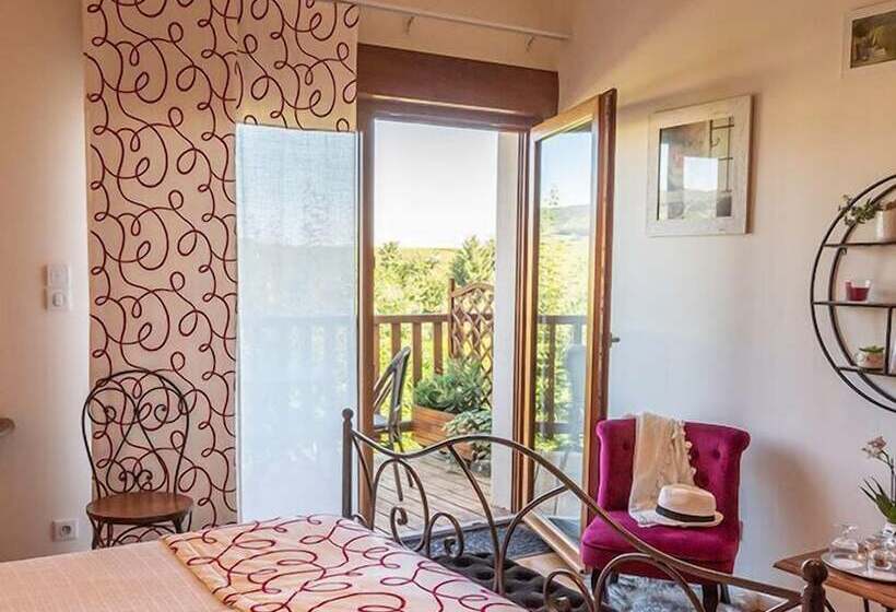 Номер Стандарт, Clos Du Mont Rouge