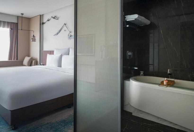 Номер Superior Кровать Кинг, Pullman Zhouzhuang