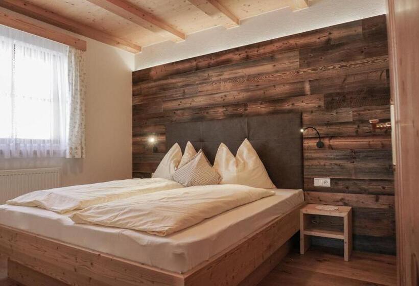 Апартаменты 2 Спальни, Apartments Ciastel