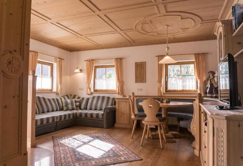 Апартаменты 1 Спальня, Apartments Ciastel