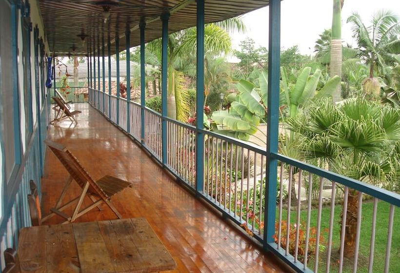 四人标准间, Karlaká Calarcá Quindio   Eje Cafetero