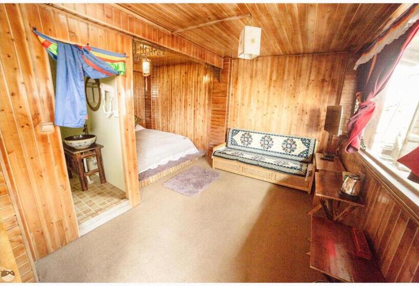 Номер Superior, Yi's Hostel