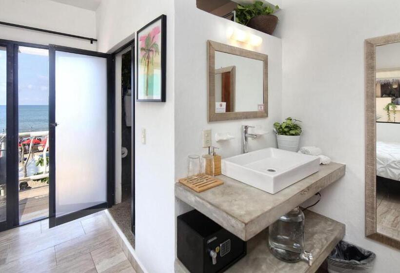 اتاق لوکس با بالکن و چشم‌انداز دریا, Vista Oceana Sayulita