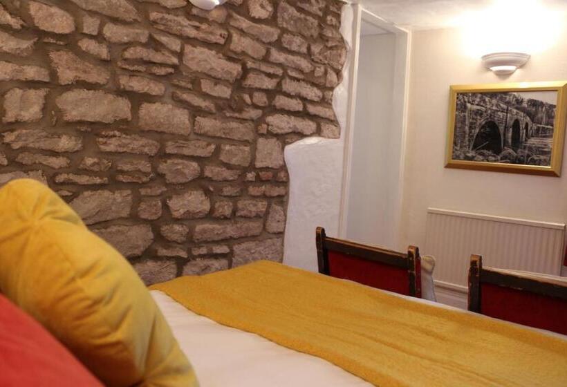 اتاق استاندارد, The Hostelrie At Goodrich