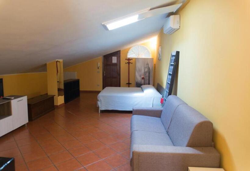 استودیوی استاندارد, Al Cardinale Rooms & Studios