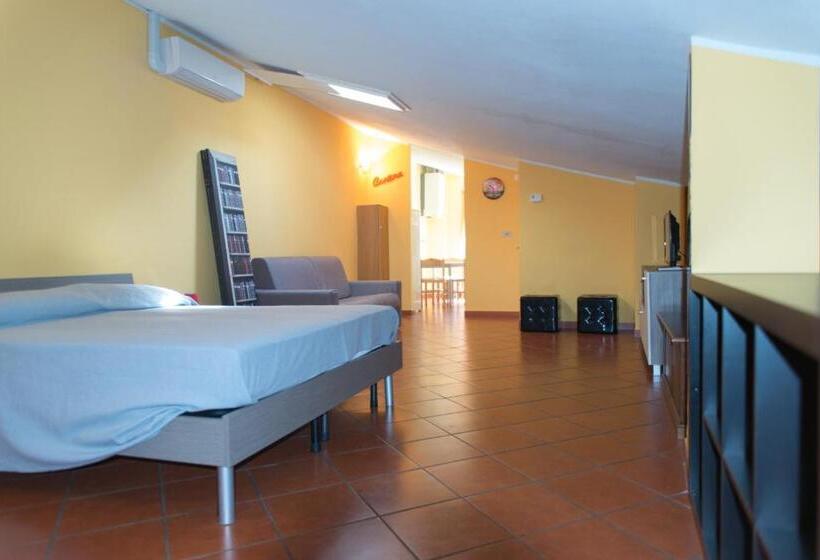 اتاق لوکس, Al Cardinale Rooms & Studios