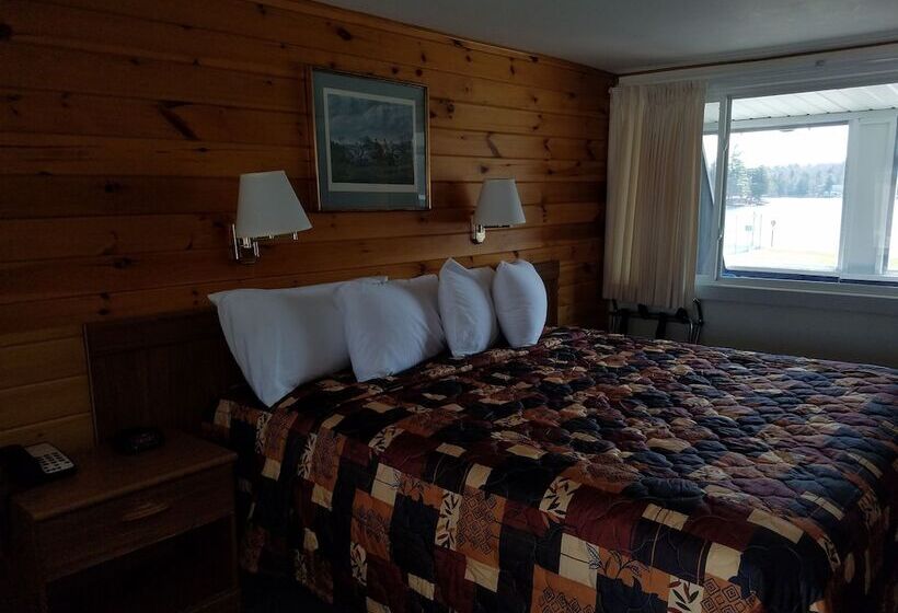 Номер Стандарт Вид на Озеро, Clark S Beach Motel