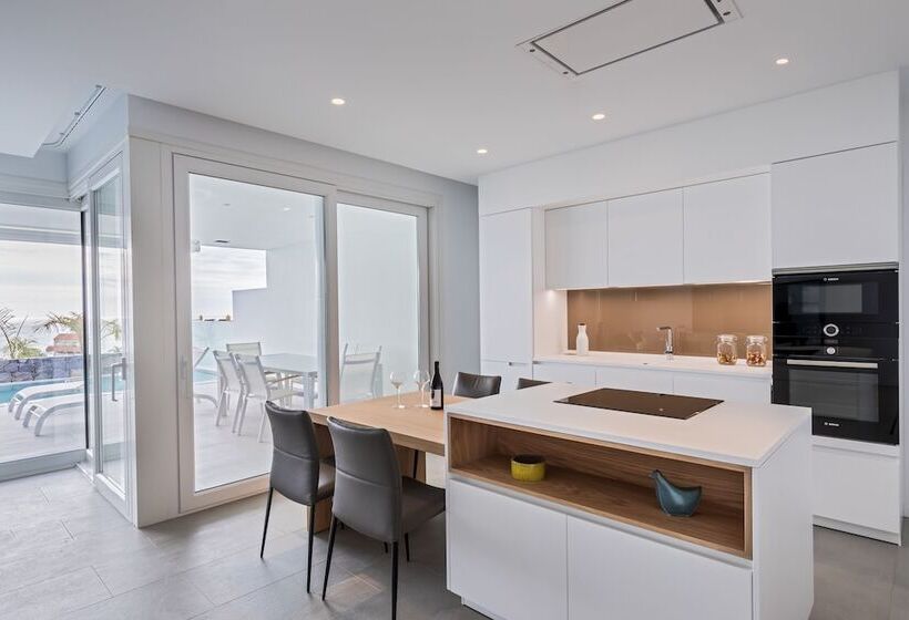 豪华两卧套房, Royal Hideaway Corales Suites