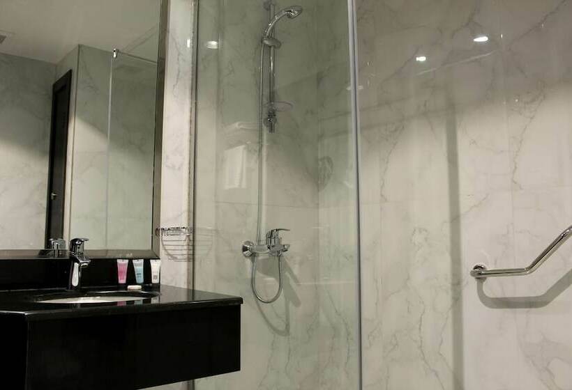 Quarto standard, Lamar Ajyad First Hotel Tower A