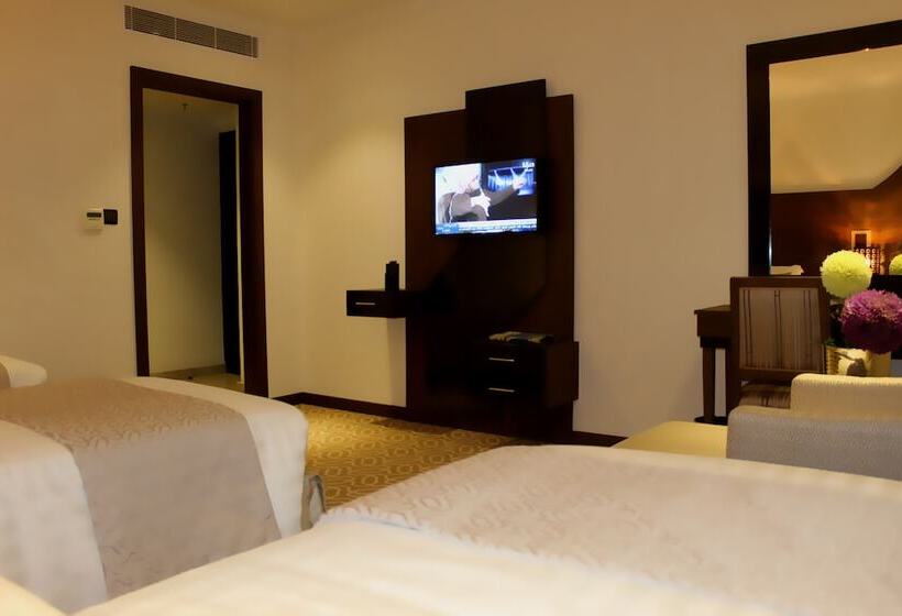 Quarto Quádruplo Standard, Lamar Ajyad First Hotel Tower A