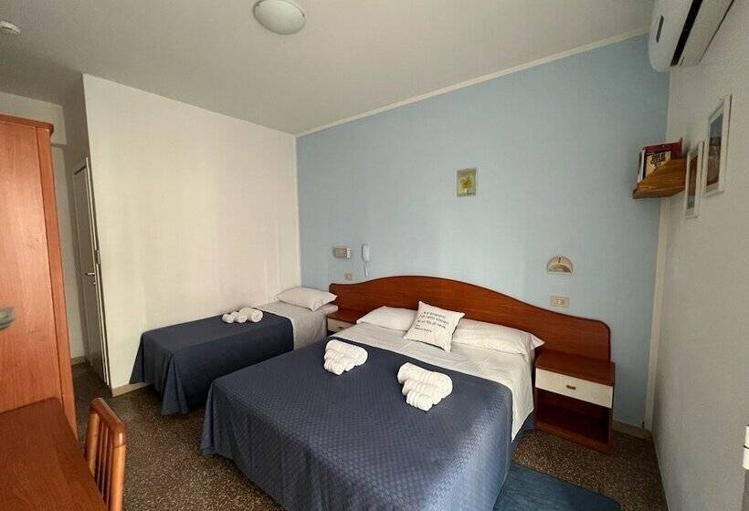 Quarto Triplo Estandar, Morri