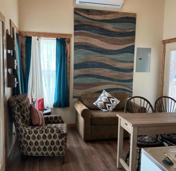 스탠다드 룸 킹사이즈 침대, All Seasons Treehouse Village