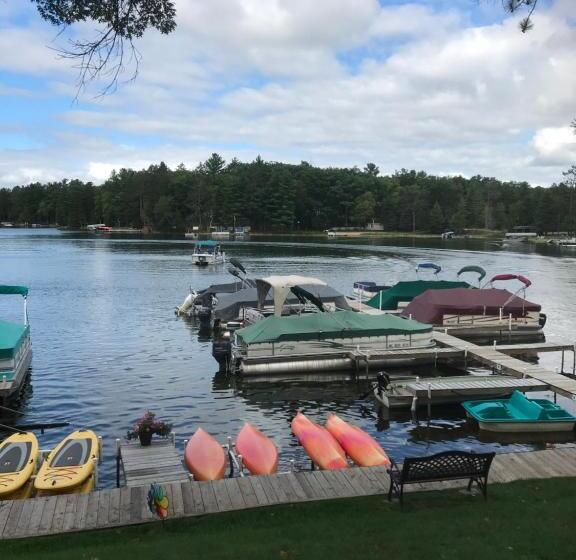 Дом 3 Спальни, Clear Lake Resort