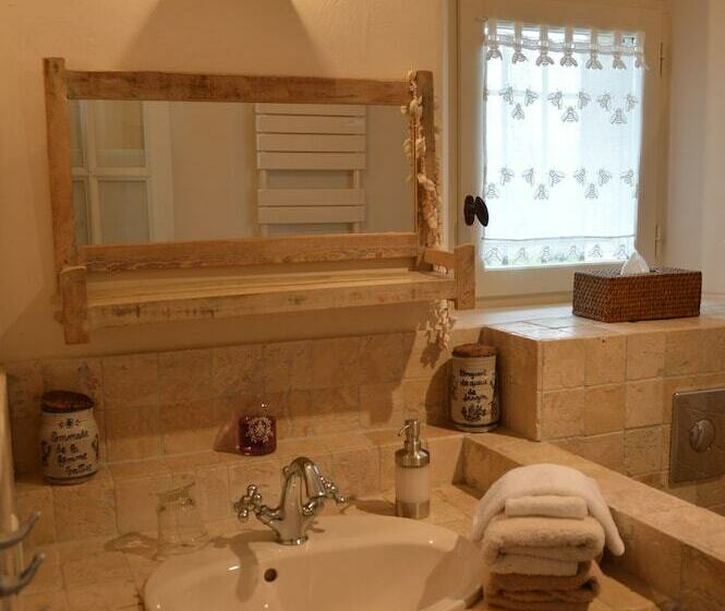 اتاق استاندارد, Le Mas Des Etoiles   Luberon B&b