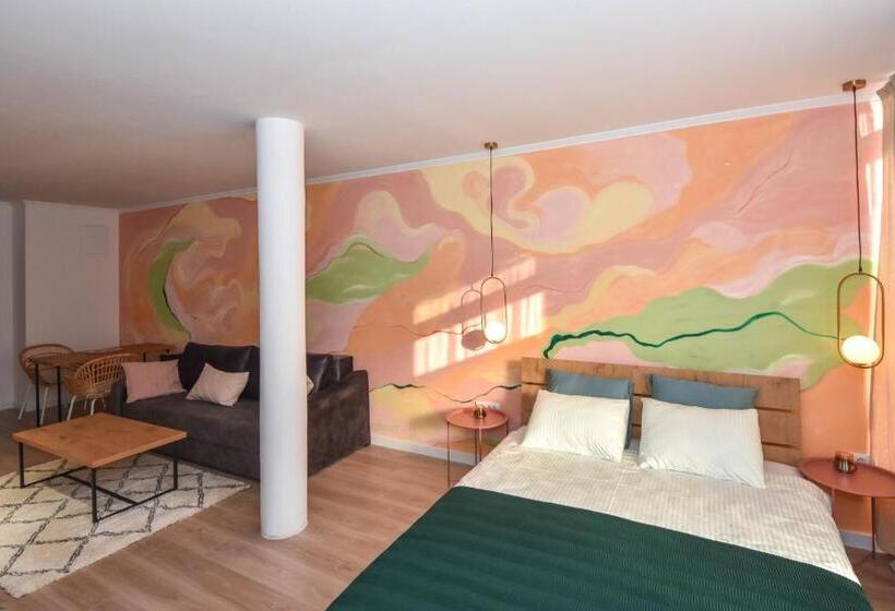 استودیو استاندارد با تخت کینگ, Hostel Havana