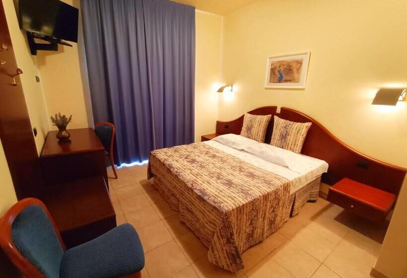 Comfort room with mountain view, Villa Isabella