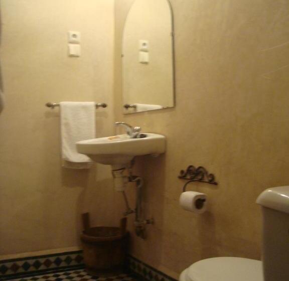 اتاق استاندارد سه نفره, Riad Jnane Mogador