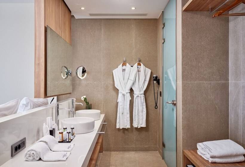 Полулюкс с Видом, Gennadi Grand Resort