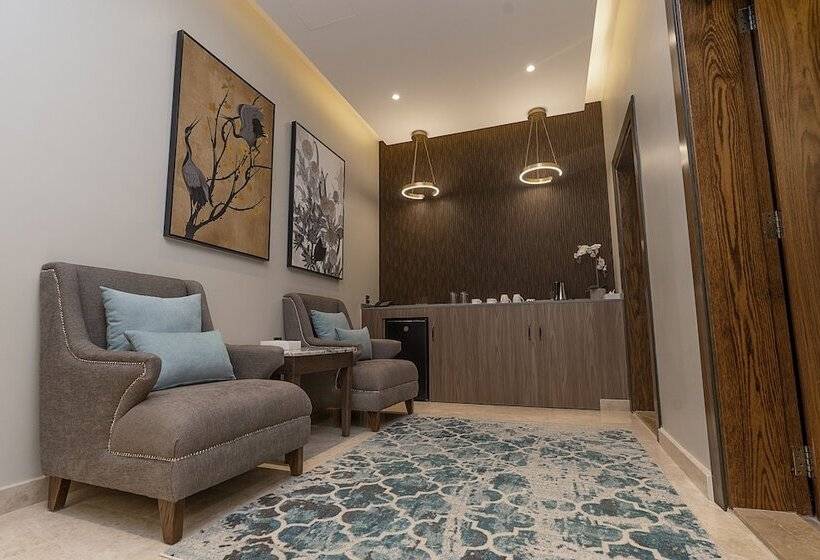 수영장이 있는 3베드룸 빌라, Palma Beach Resort & Spa