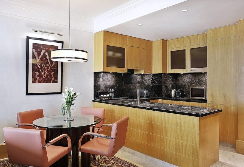 Апартаменты 1 Спальня, Ritz Carlton Residences Difc Downtown Dubai