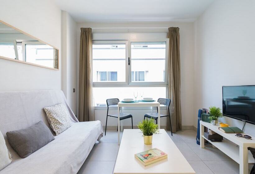 １ベッドルームアパートメント, Tusity Yeah Apartments